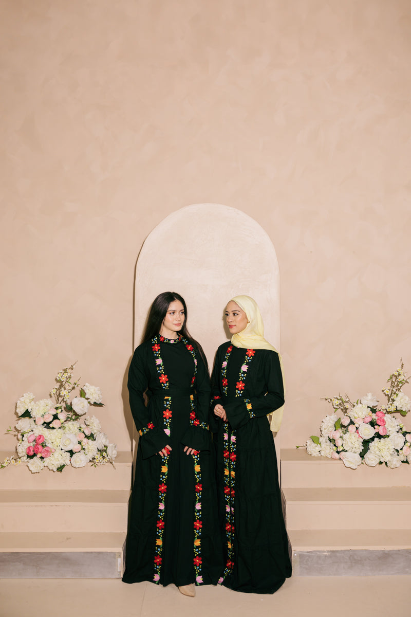 Floral Eclipse Abaya