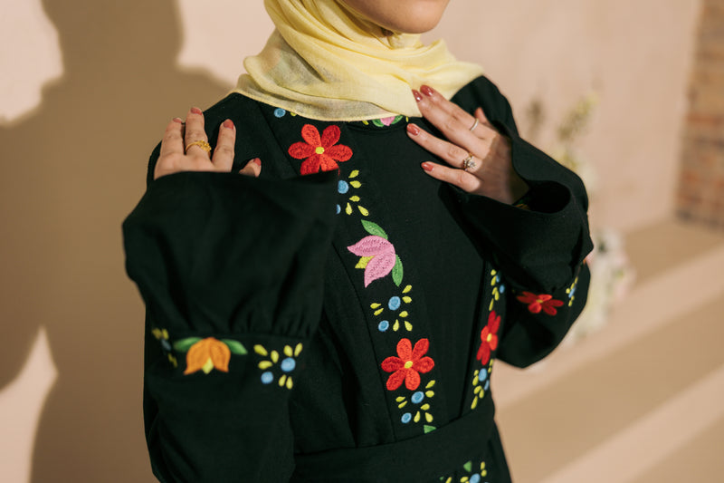 Floral Eclipse Abaya